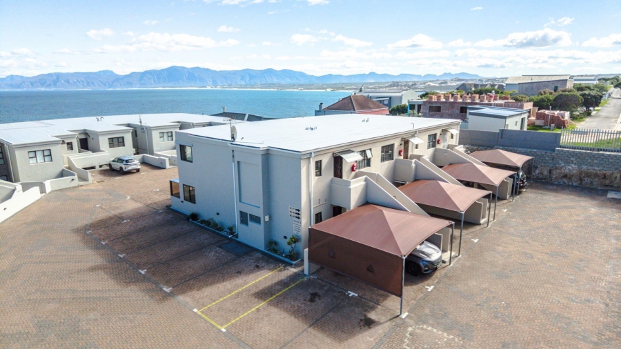 2 Bedroom Property for Sale in De Kelders Western Cape